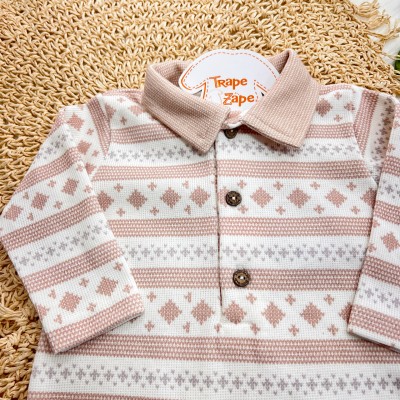 Macacão Tricotil (Tricot 100% Algodão) com Gola e Estampa Digital - Areia com Losango Macacão Tricotil (Tricot 100% Algodão) com Gola e Estampa Digital - Areia com Losango